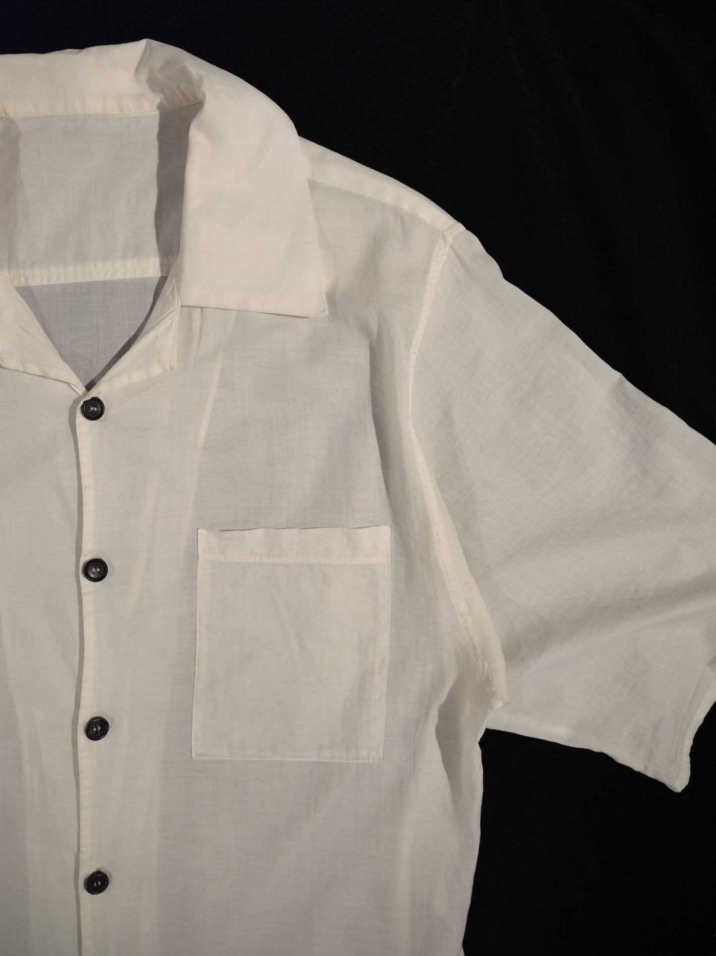 Fine short sleeve button down